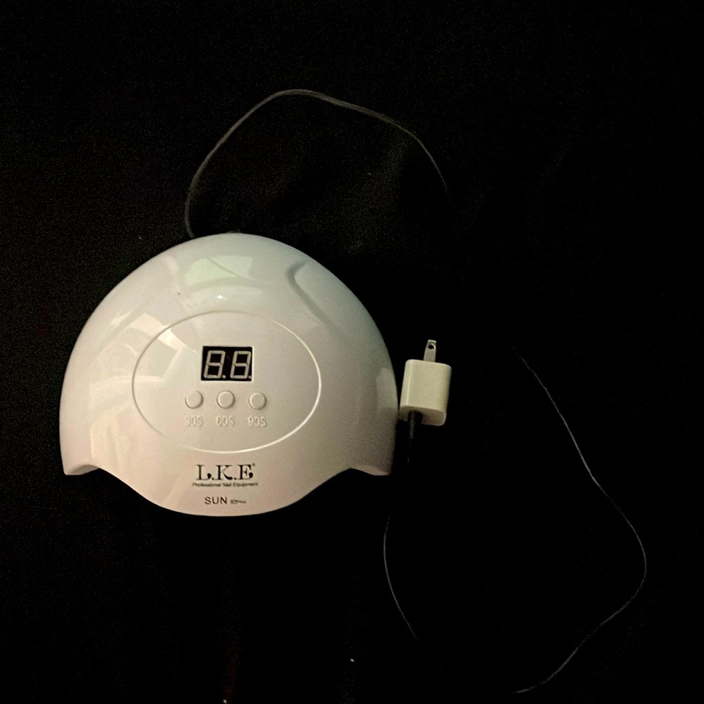 L.K.E gel light